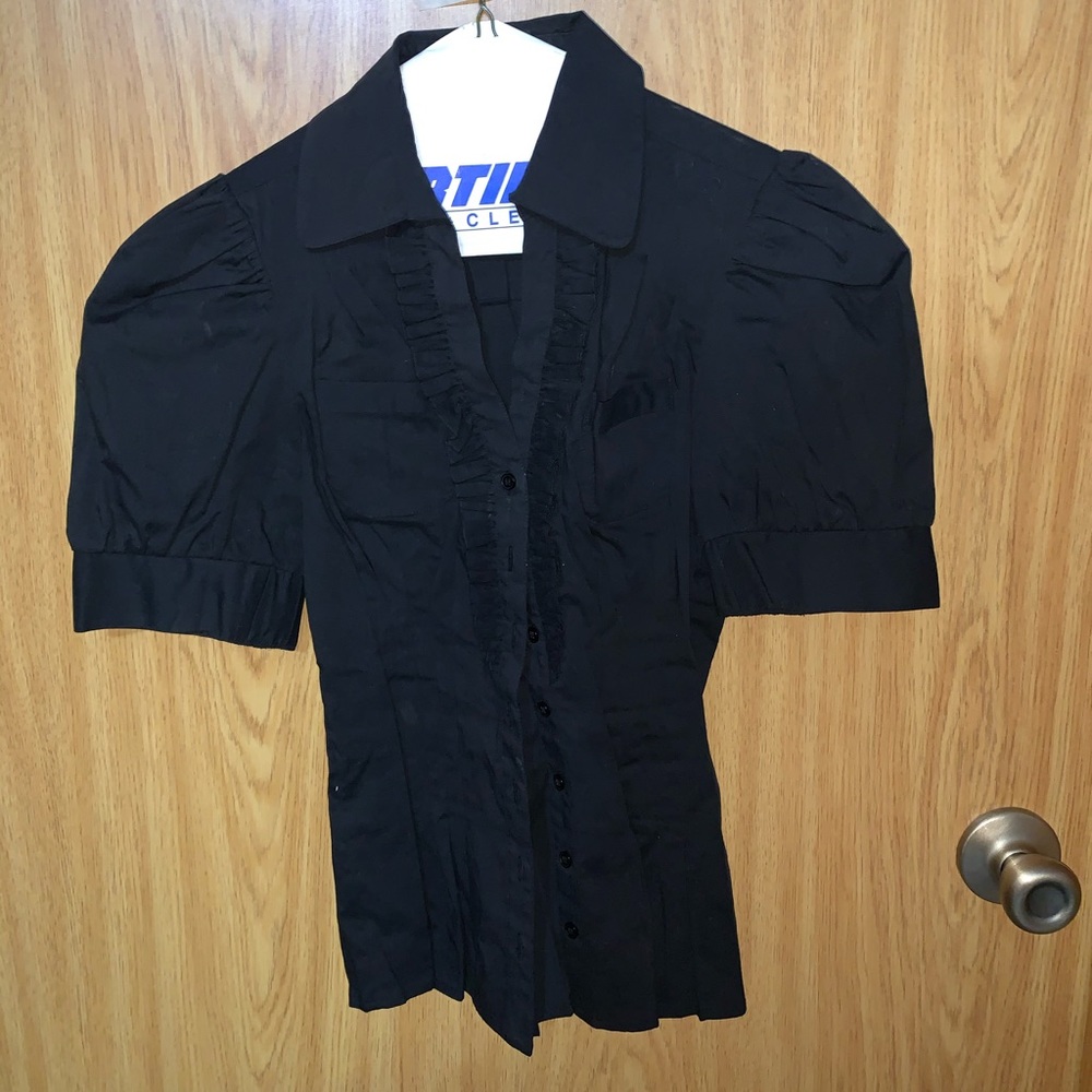 bebe short sleeve blouse